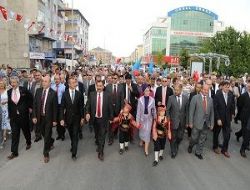 Ankara Festival e Yürüdü