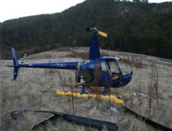 Tarladaki  sahipsiz  helikopter davalık oluyor