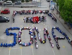Öğrenciler bedenleriyle  Soma  yazdı